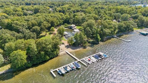 5955 Boulder Bridge Lane, Excelsior, MN 55331