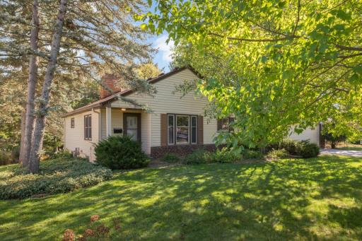 4036 Hampshire Avenue N, Crystal, MN 55427