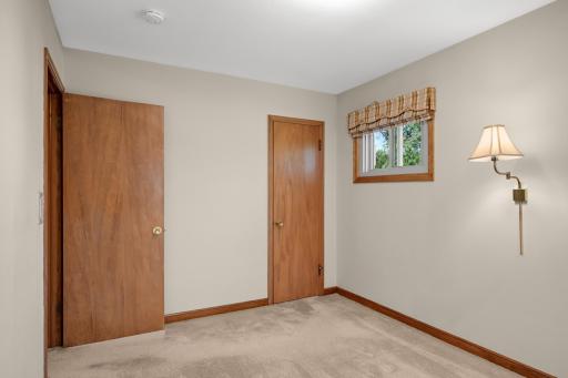 4036 Hampshire Avenue N, Crystal, MN 55427