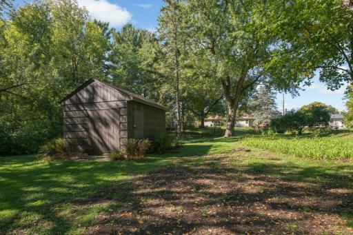 4036 Hampshire Avenue N, Crystal, MN 55427
