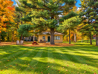 ENJOY THE LAKE TODAY â PLAN YOUR DREAM HOME FOR TOMORROW!