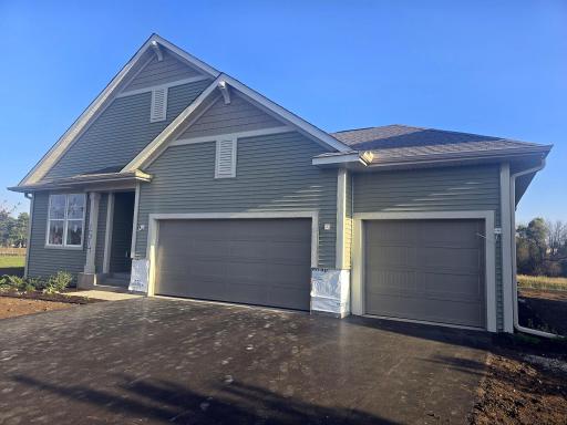 1514 Creekwood Drive, New Richmond, WI 54017