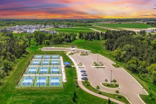 14822 Artaine Trail W, Rosemount, MN 55068