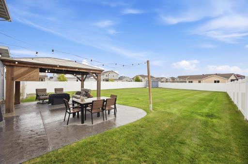 6024 60th Avenue S, Fargo, ND 58104