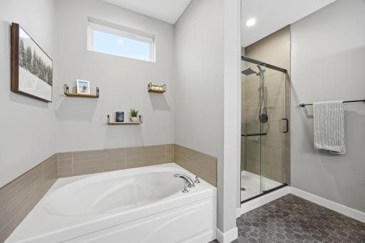 6024 60th Avenue S, Fargo, ND 58104