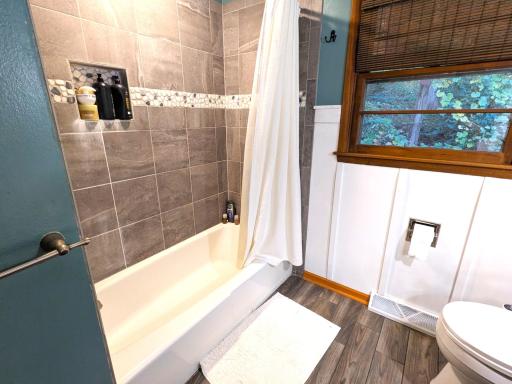 3205 Cliffside Drive, La Crosse, WI 54601