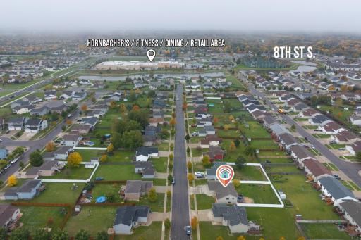 1240 38th Avenue S, Moorhead, MN 56560