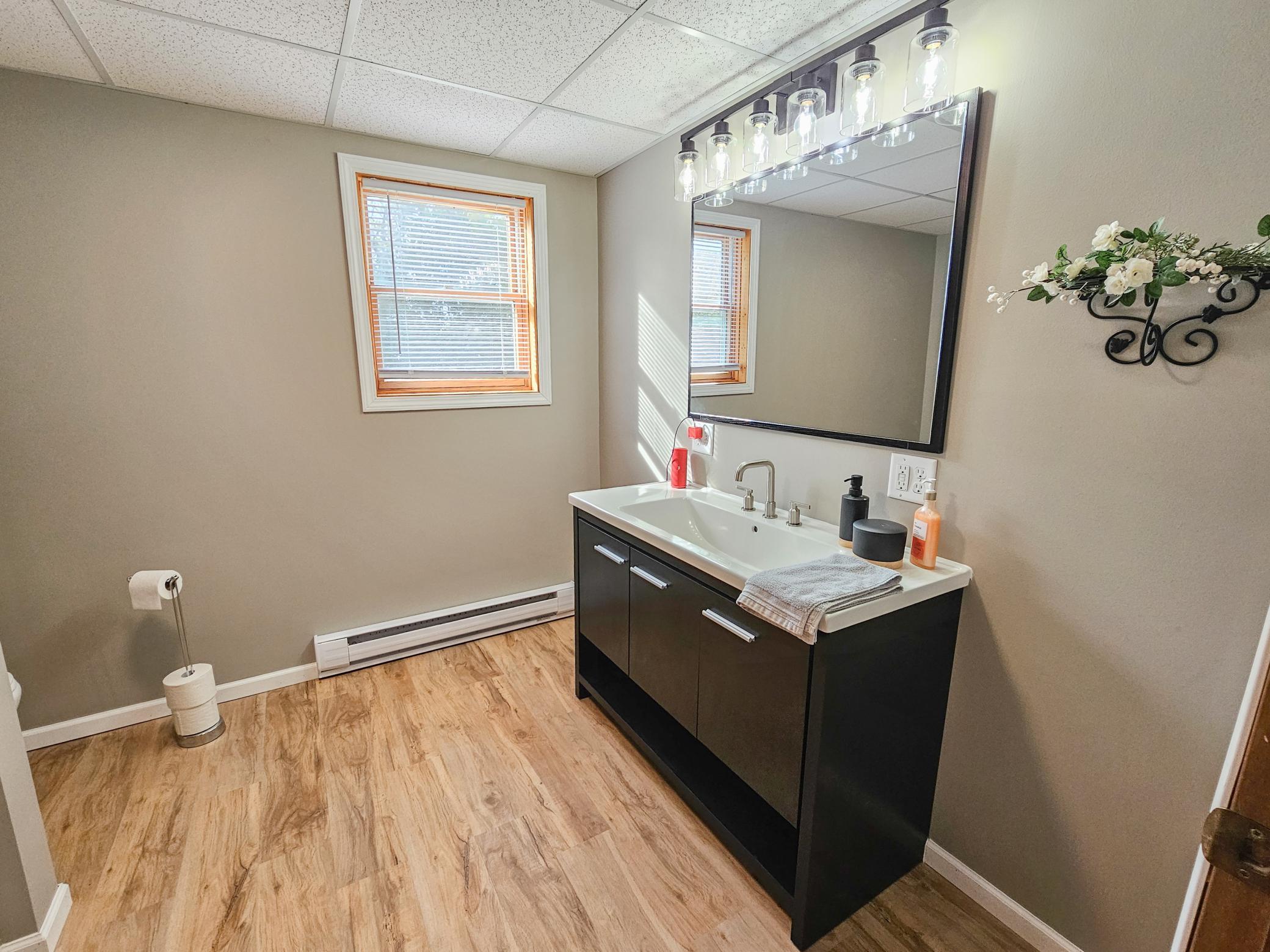Lower Level 3/4 Bath