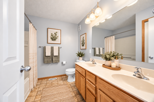 17716 68th Place N, Maple Grove, MN 55311