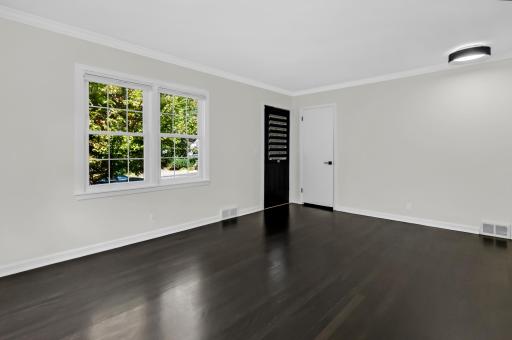 7613 W Lake Street, Saint Louis Park, MN 55426