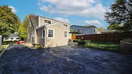 7613 W Lake Street, Saint Louis Park, MN 55426