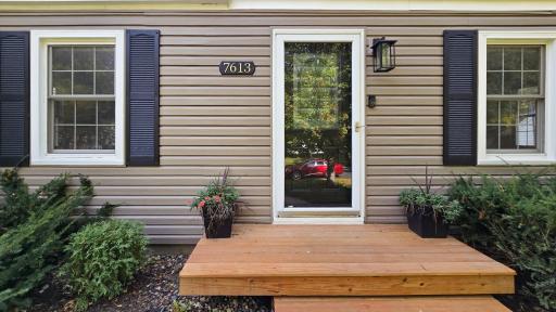 7613 W Lake Street, Saint Louis Park, MN 55426