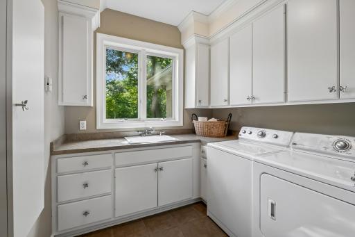 14030 Stonegate Lane, Minnetonka, MN 55345