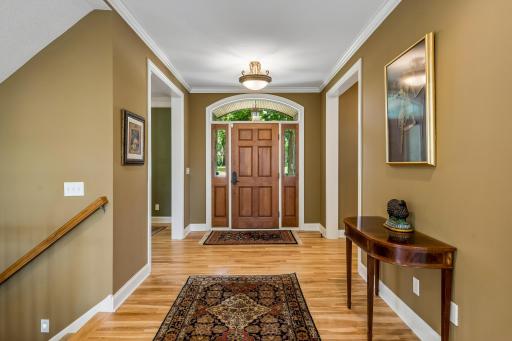 14030 Stonegate Lane, Minnetonka, MN 55345