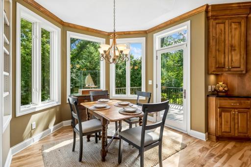 14030 Stonegate Lane, Minnetonka, MN 55345