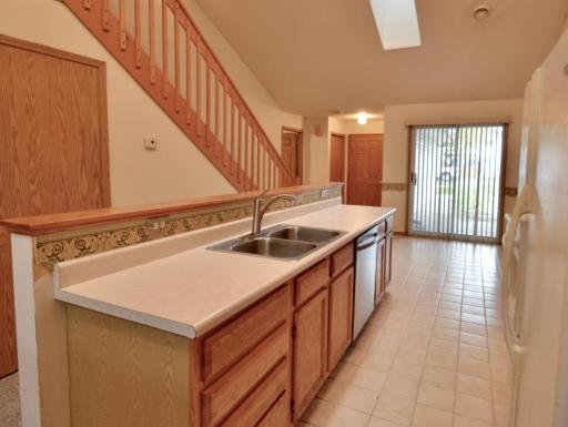 819 W 12 1/2 Avenue W, West Fargo, ND 58078