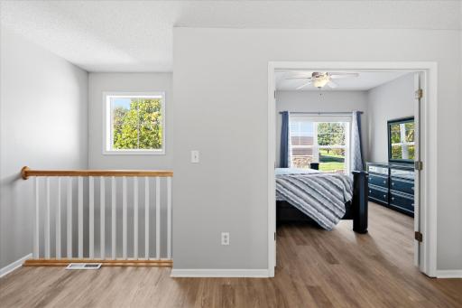 15225 Stonewood Terrace, Burnsville, MN 55306