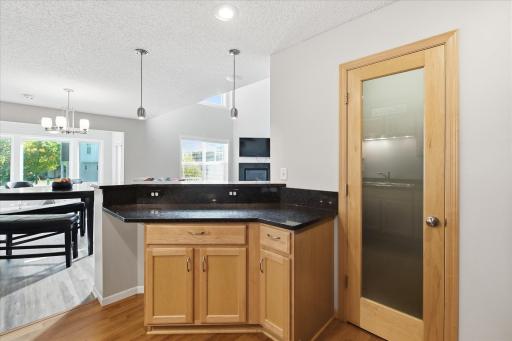 15225 Stonewood Terrace, Burnsville, MN 55306