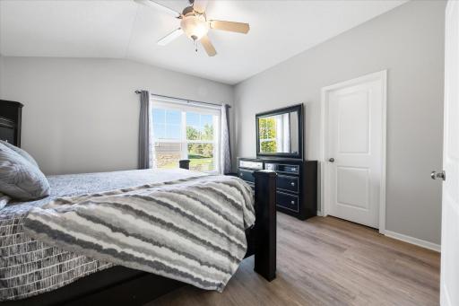 15225 Stonewood Terrace, Burnsville, MN 55306