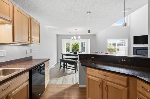 15225 Stonewood Terrace, Burnsville, MN 55306