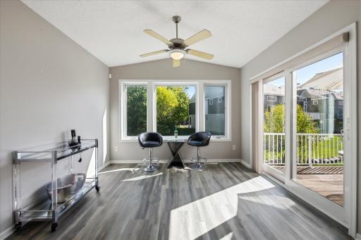 15225 Stonewood Terrace, Burnsville, MN 55306