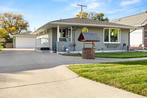 115 3rd Avenue S, Wahpeton, ND 58075