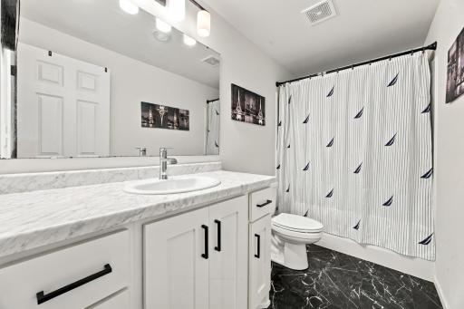 838 2nd Avenue, Horace, ND 58047