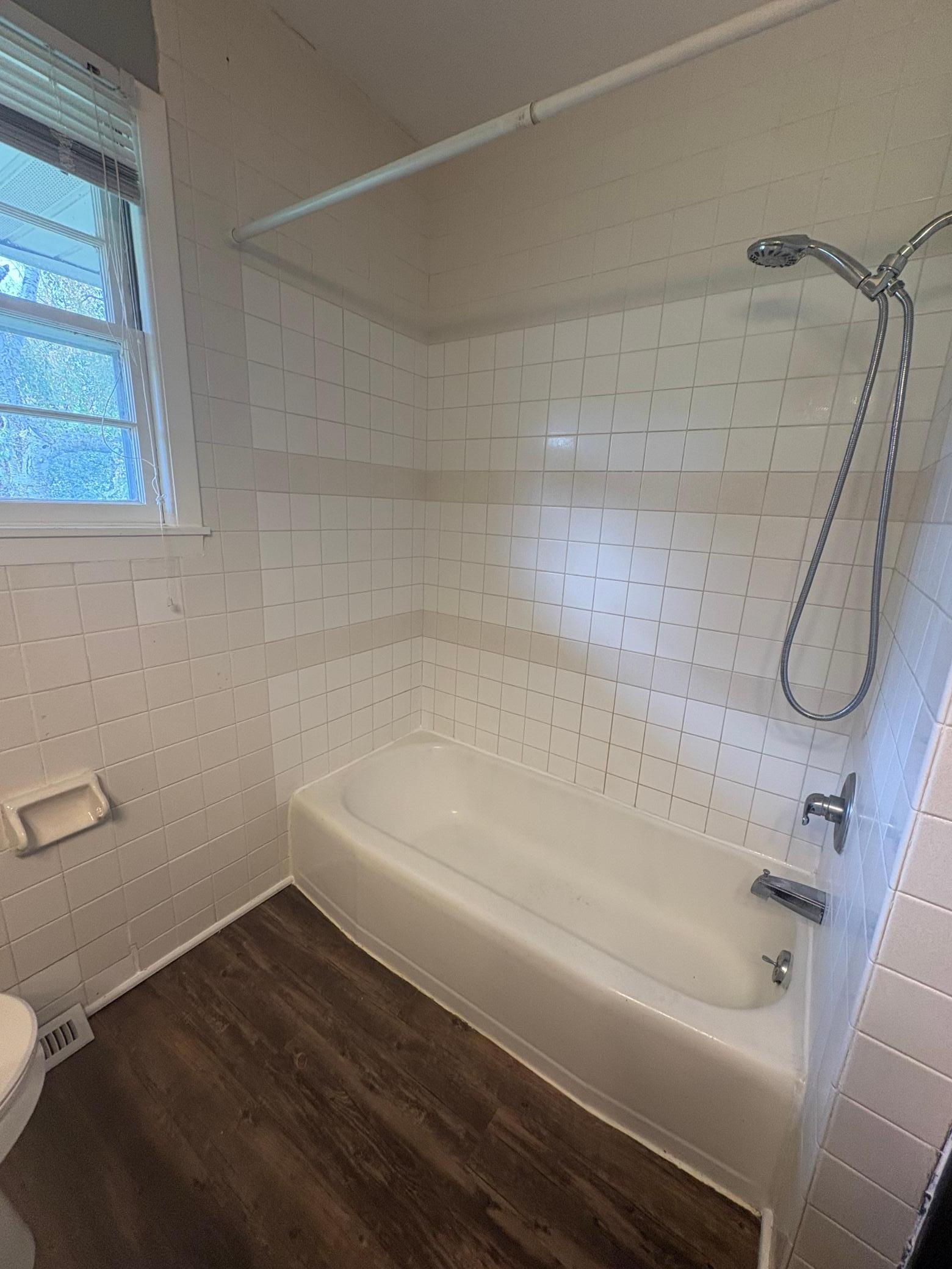 Main floor full bath