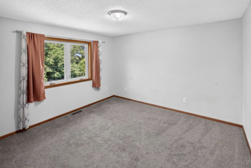 2001 Buffalo Run Road, Buffalo, MN 55313