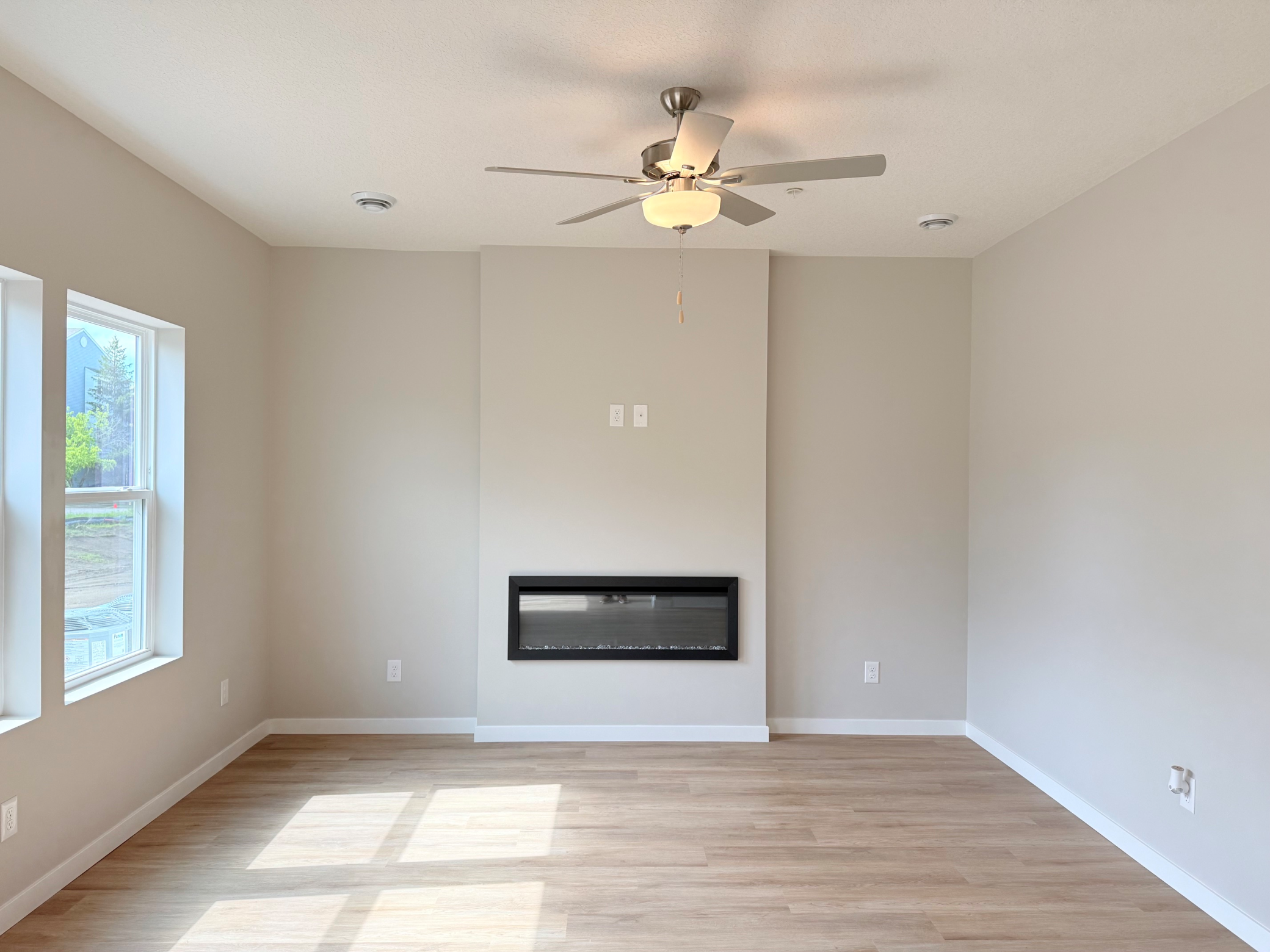 Camden Living Room 2 R.png