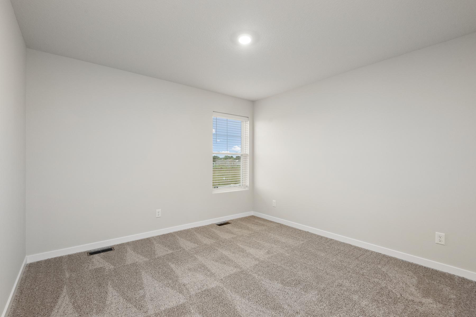 Camden Bedroom 3 R.jpg