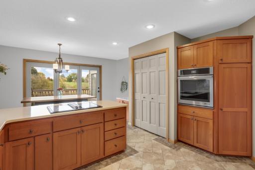18062 Judicial Way N, Lakeville, MN 55044