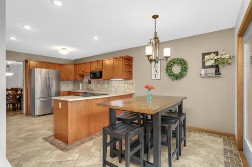 18062 Judicial Way N, Lakeville, MN 55044