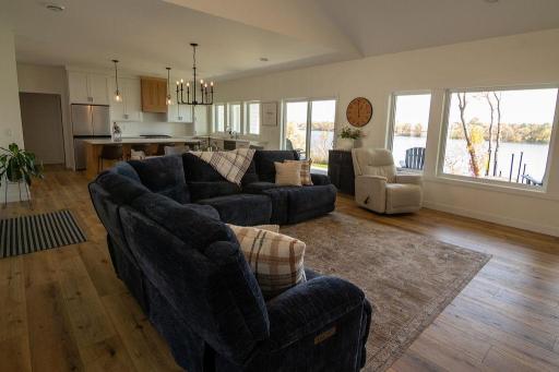 1949 Rosewood Lane SE, Alexandria, MN 56308