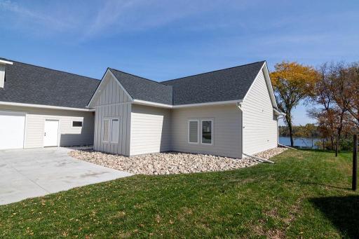 1949 Rosewood Lane SE, Alexandria, MN 56308