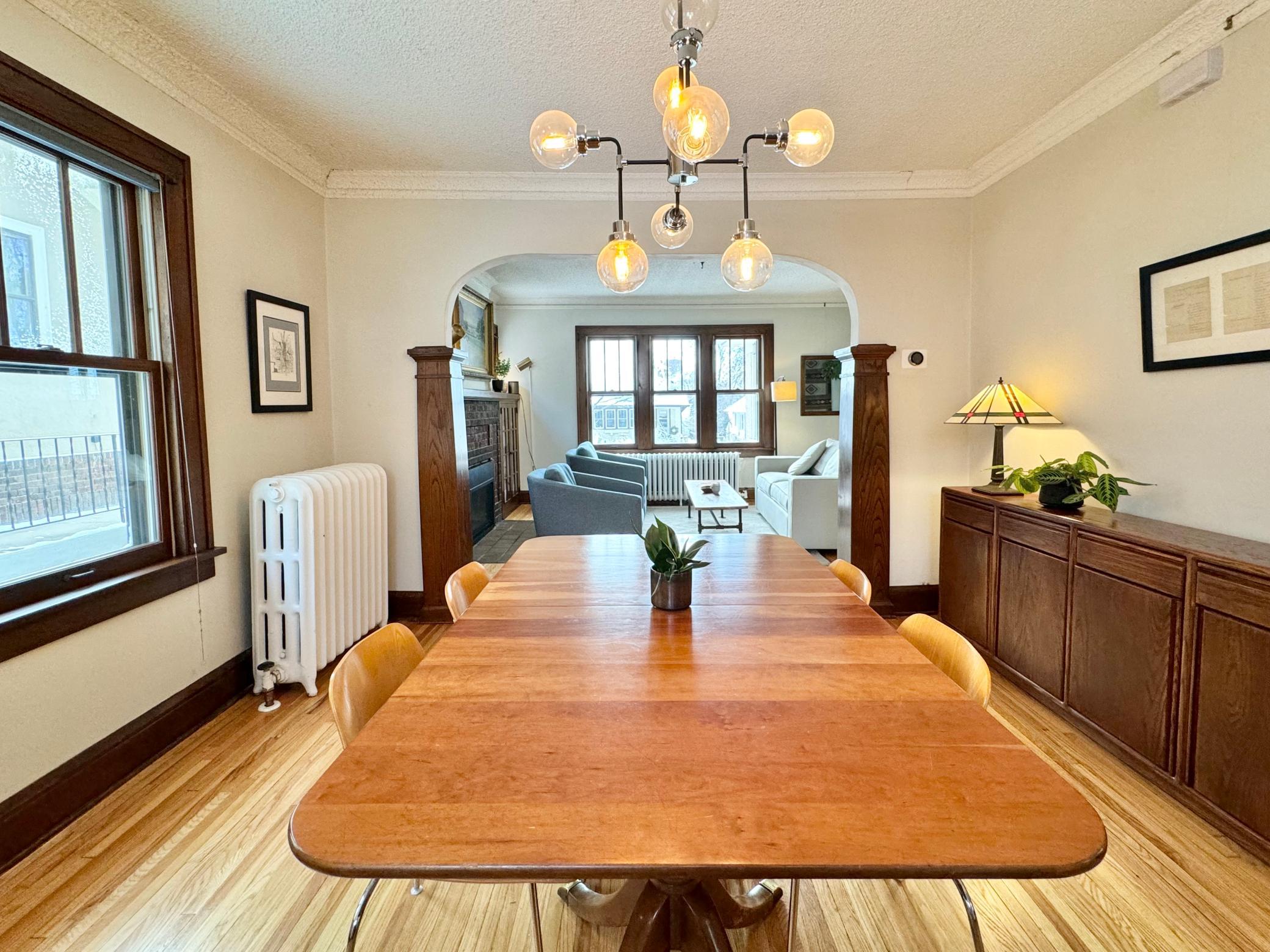 Dining room.