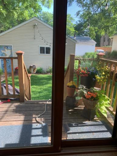 2015 James Avenue, Saint Paul, MN 55105