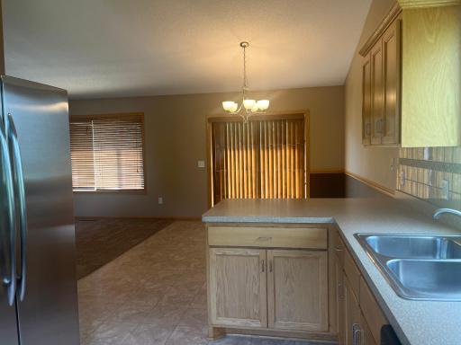 7776 Large Avenue NE, Albertville, MN 55301
