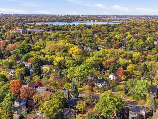 Location in Minneapolis with close proximity to Lake Harriet and all that the lakes trail system has to offer!