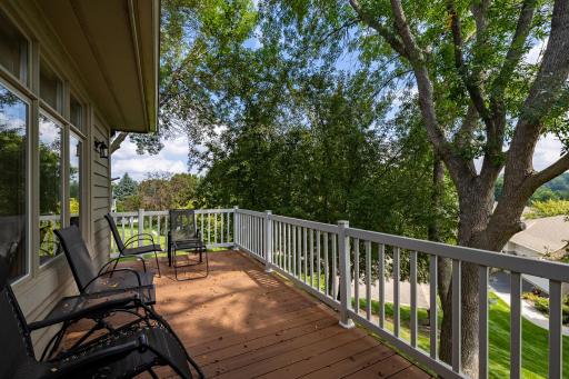 8991 Ferndale Lane, Eden Prairie, MN 55347