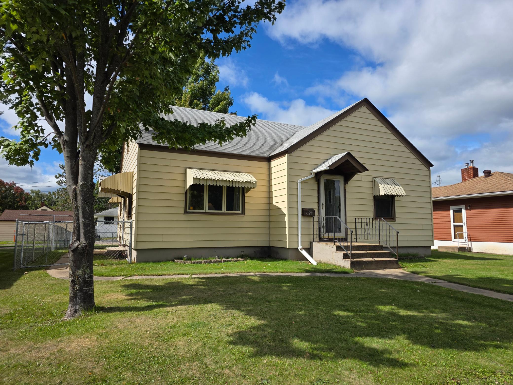 Property photo for 629 3rd Street, Nashwauk, MN 55769