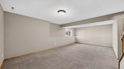 3830 Kenosha Drive NW, Rochester, MN 55901