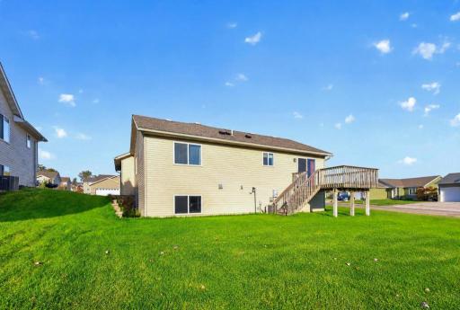 3830 Kenosha Drive NW, Rochester, MN 55901