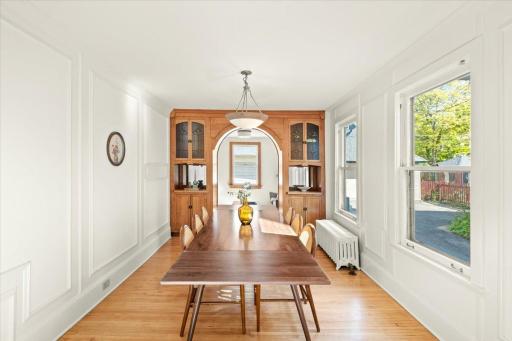 2017 Emerson Avenue S, Minneapolis, MN 55405