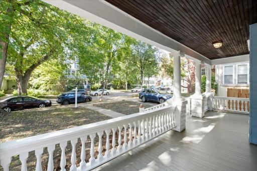 2017 Emerson Avenue S, Minneapolis, MN 55405