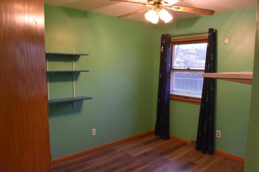 402 Maple Lane, Moorhead, MN 56560