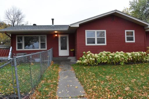 402 Maple Lane, Moorhead, MN 56560
