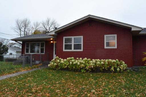 402 Maple Lane, Moorhead, MN 56560