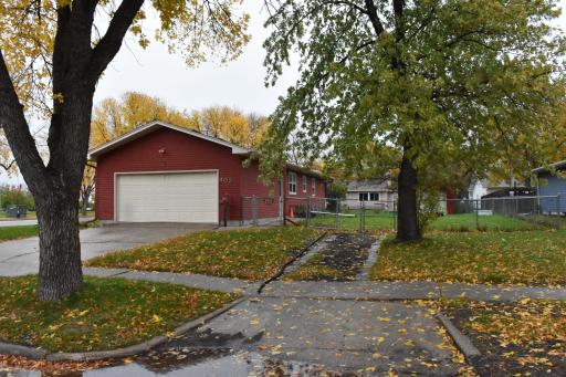 402 Maple Lane, Moorhead, MN 56560