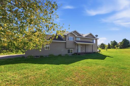 371 Rice City Circle, Darwin, MN 55324